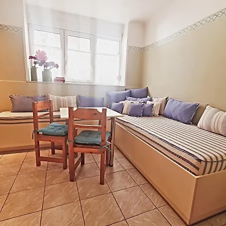 Apartment Back To Tradition, By The Acropolis! Athens