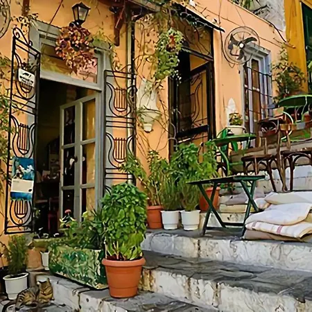 Back To Tradition, By The Acropolis! * Athens